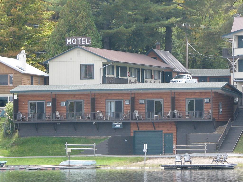 Pine Knoll Hotel Lakeside Lodge & Cabin 旧福奇 客房 照片