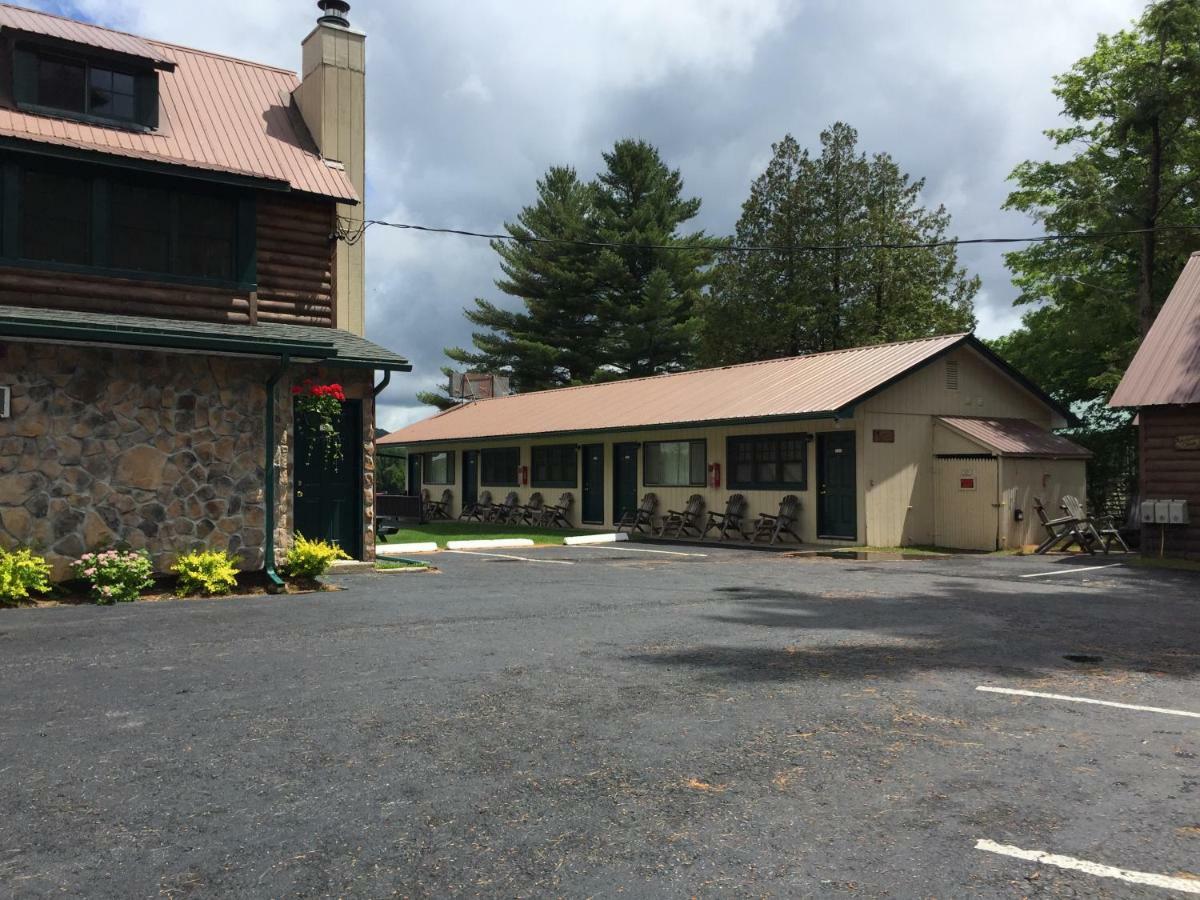 Pine Knoll Hotel Lakeside Lodge & Cabin 旧福奇 外观 照片