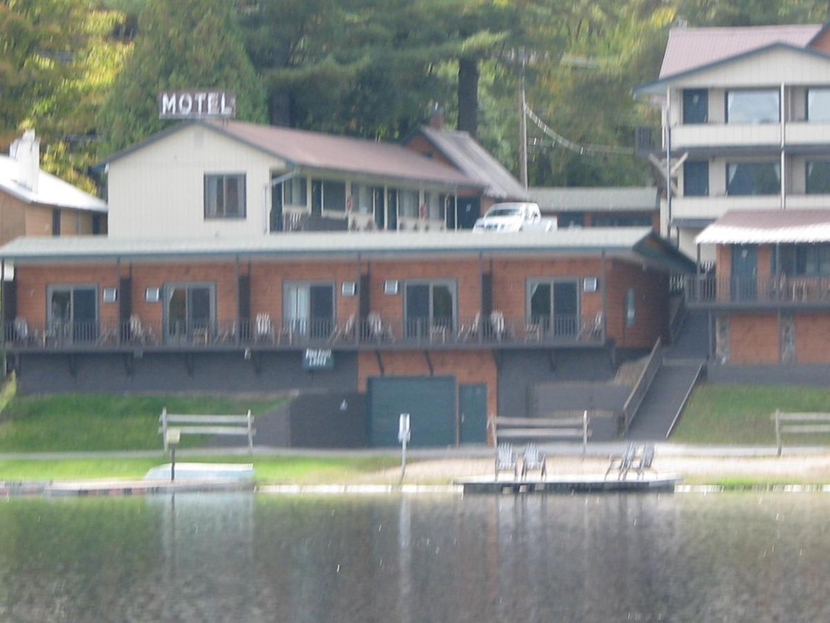 Pine Knoll Hotel Lakeside Lodge & Cabin 旧福奇 外观 照片