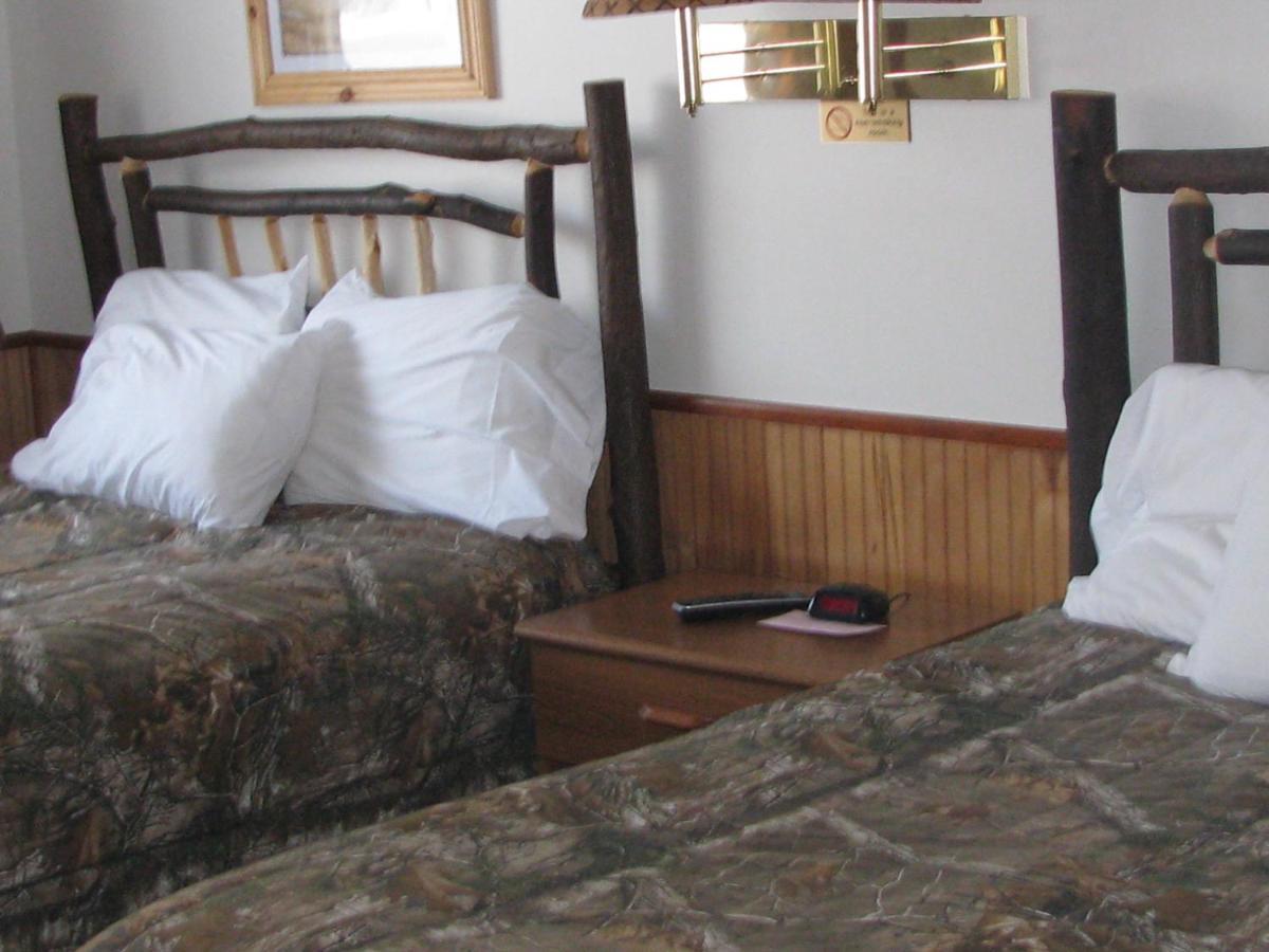 Pine Knoll Hotel Lakeside Lodge & Cabin 旧福奇 客房 照片